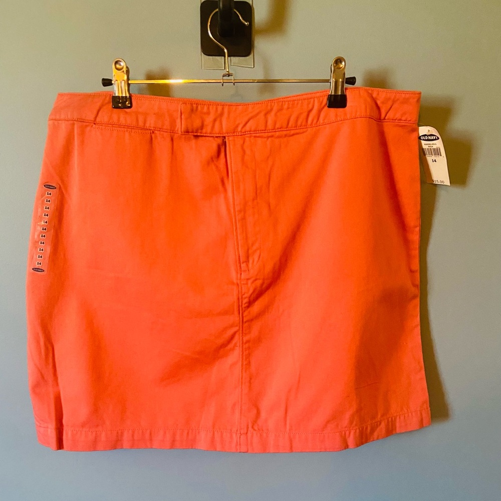 Old Navy cotton skirt falls above the knees, size 14, brand new with tags, coral